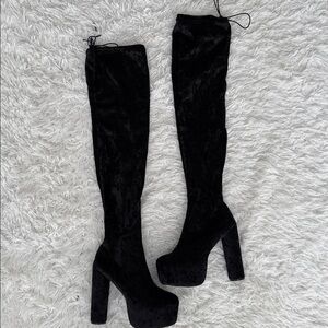 Viva Thigh High Black Crushed Velvet Platform Boots Size 8
